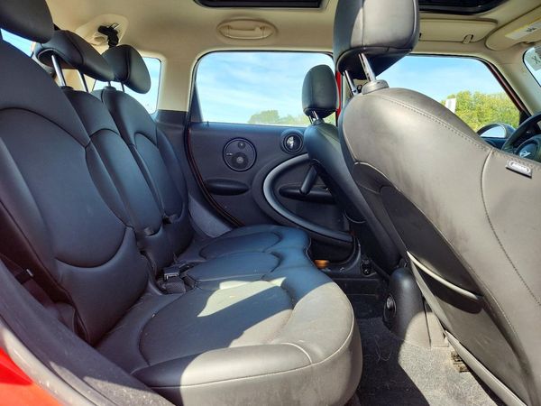 2012 MINI COOPER