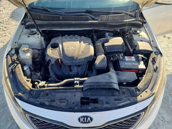 2015 KIA OPTIMA — Engine bay