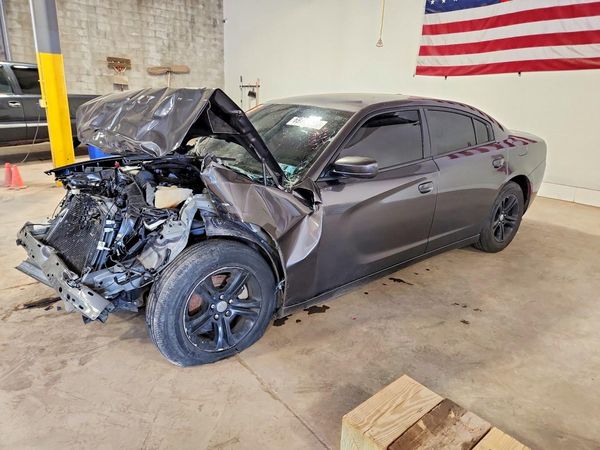2022 DODGE CHARGER SXT — Front 3/4