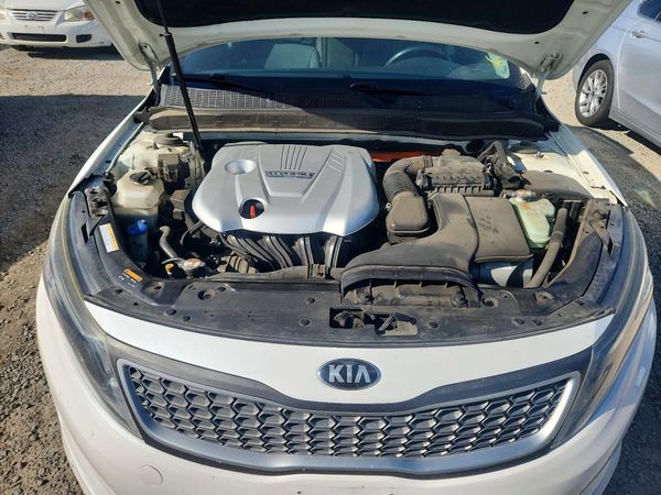 2015 KIA OPTIMA — Engine bay