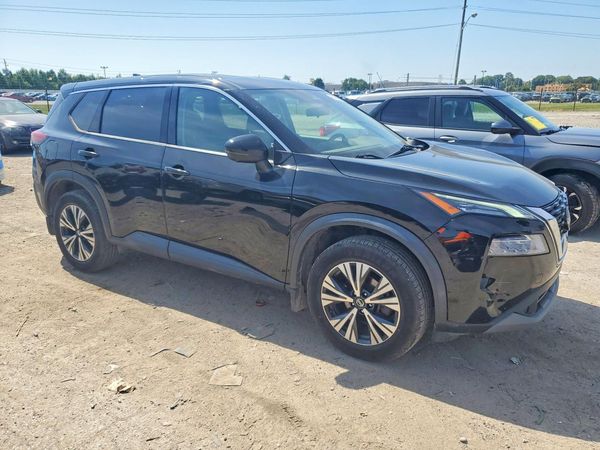 2021 NISSAN ROGUE SV — Passenger 3/4