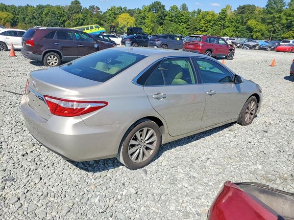 2015 TOYOTA CAMRY