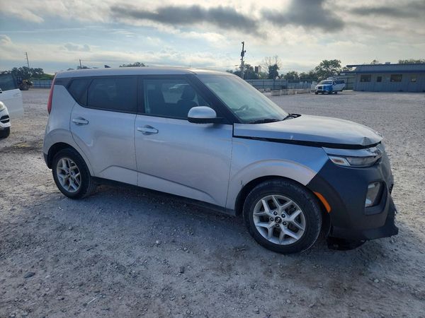 2020 KIA SOUL — Passenger 3/4