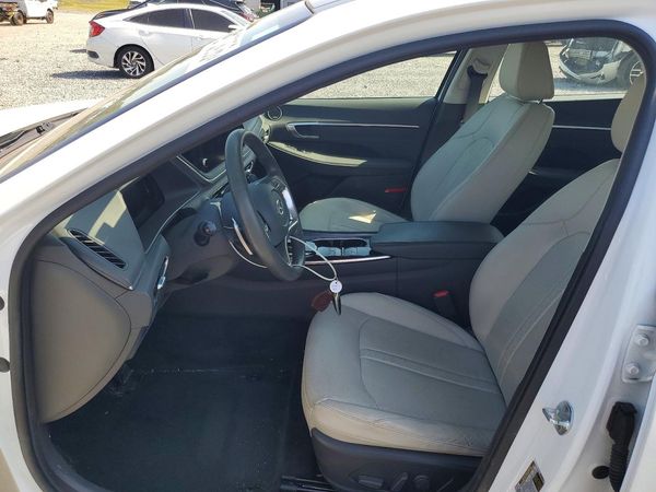 2021 HYUNDAI SONATA — DENT