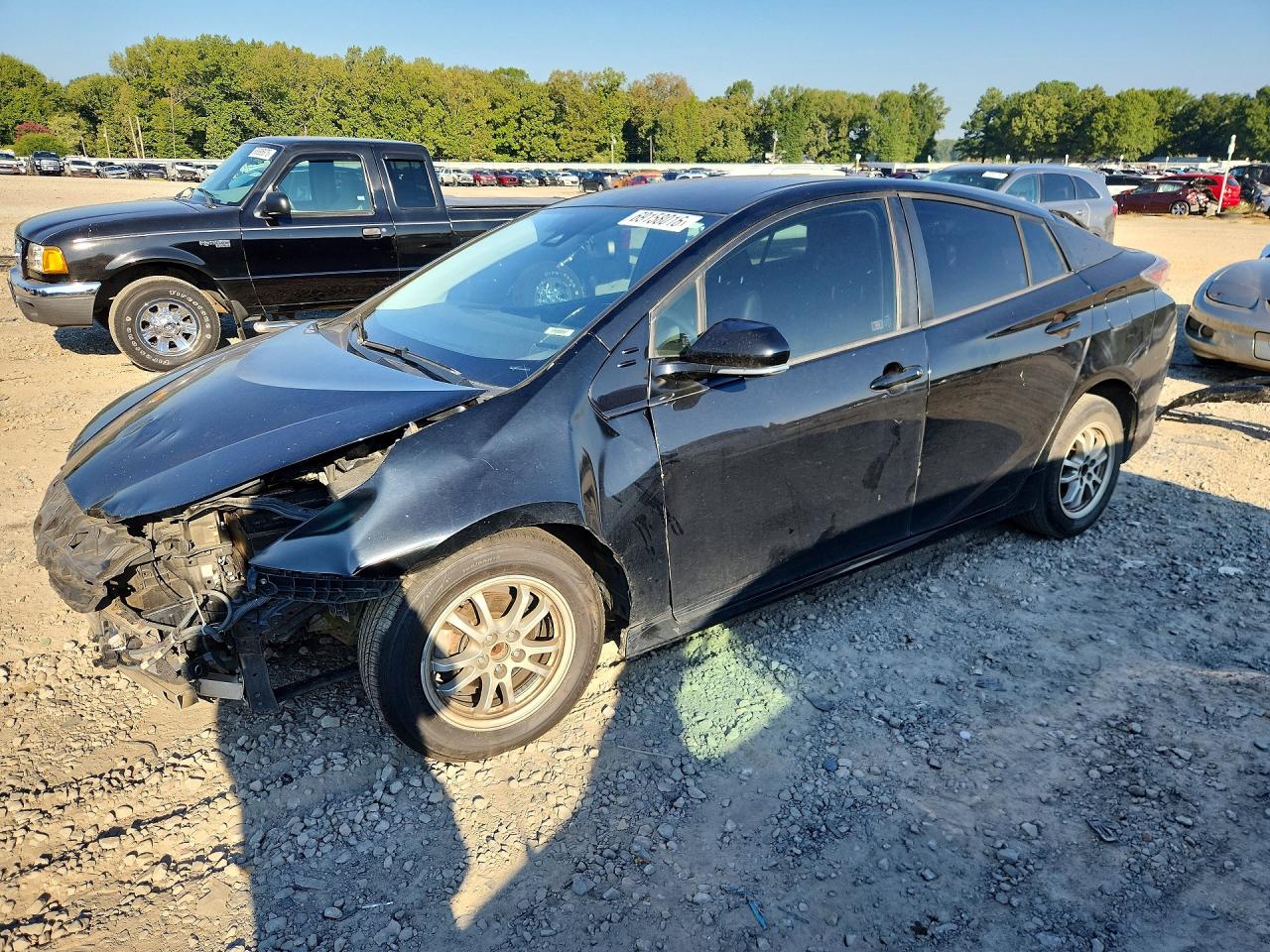 2017 TOYOTA PRIUS — Front 3/4