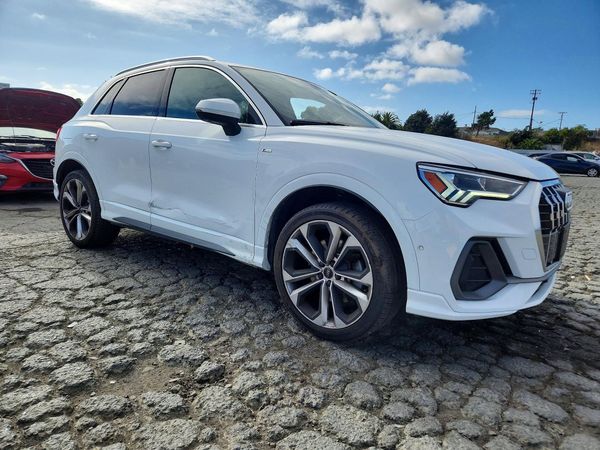 2020 AUDI Q3 — Passenger 3/4