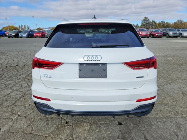 2020 AUDI Q3 — DIRR