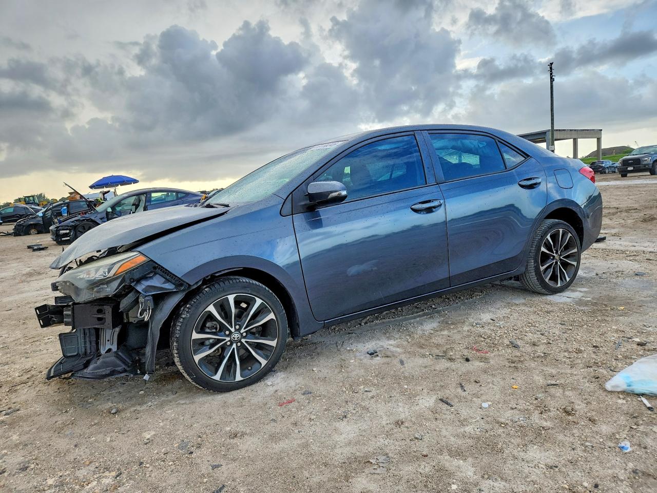 2019 TOYOTA COROLLA — Front 3/4