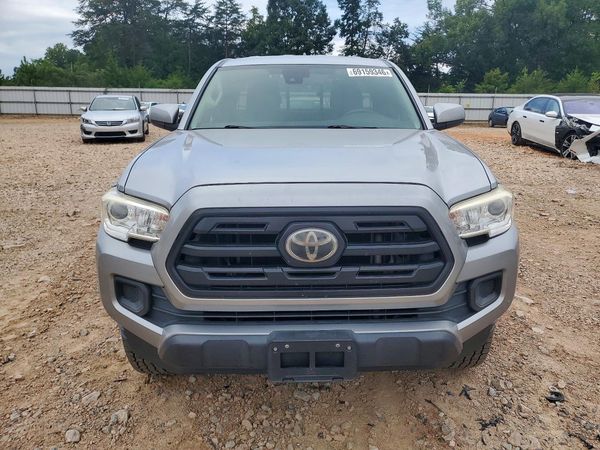 2019 TOYOTA TACOMA SR5