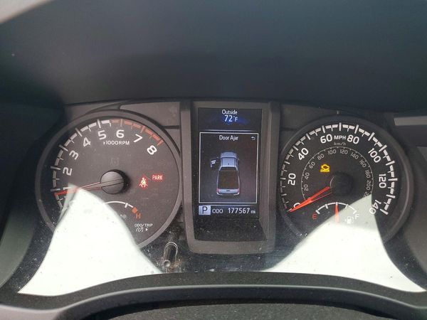 2019 TOYOTA TACOMA SR5