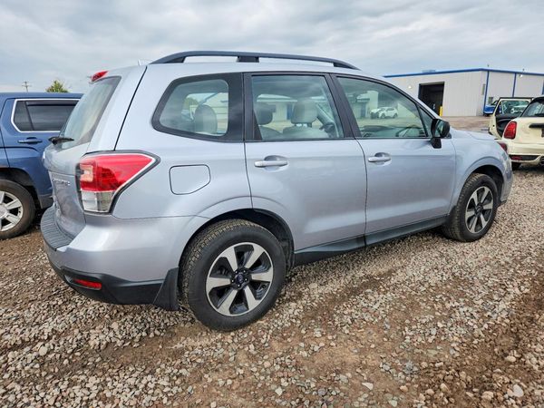 2018 SUBARU FORESTER Base P