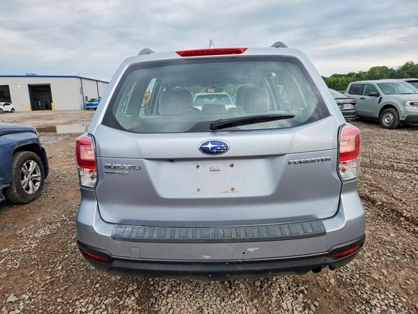 2018 SUBARU FORESTER Base P