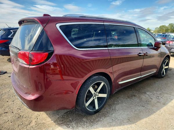 2020 CHRYSLER PACIFICA Touring L — PSRA