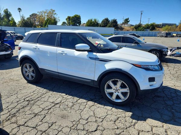 2013 LAND ROVER RANGEROVER Pure Plus — Passenger 3/4