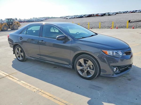 2012 TOYOTA CAMRY — Passenger 3/4