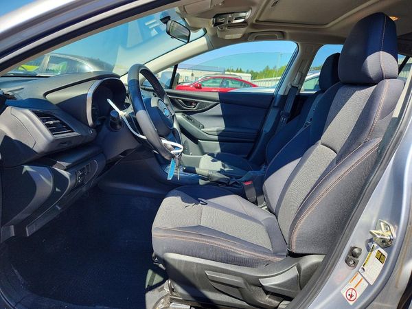 2019 SUBARU CROSSTREK — DENT