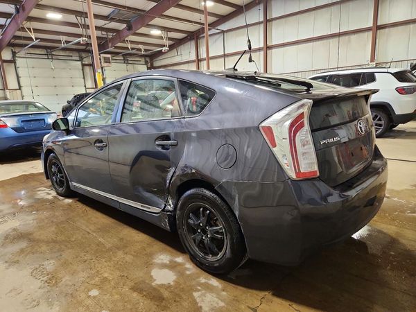 2014 TOYOTA PRIUS