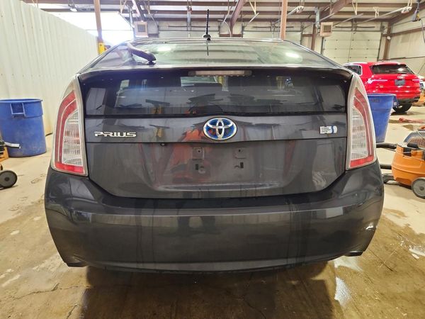 2014 TOYOTA PRIUS