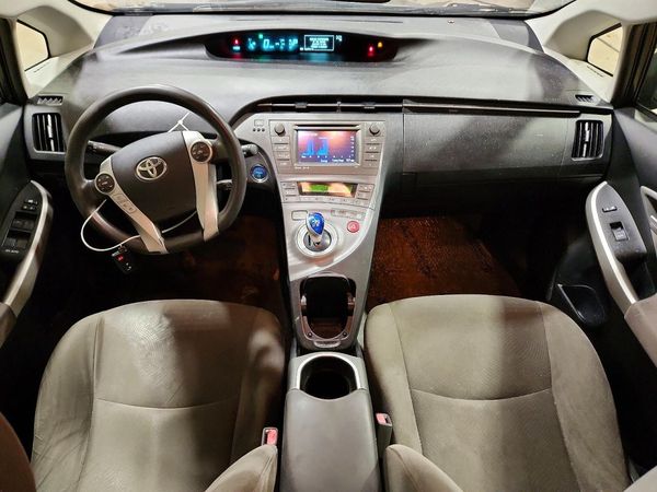 2014 TOYOTA PRIUS