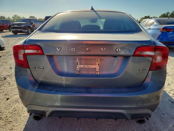 2017 VOLVO S60 Dynamic — DIRR