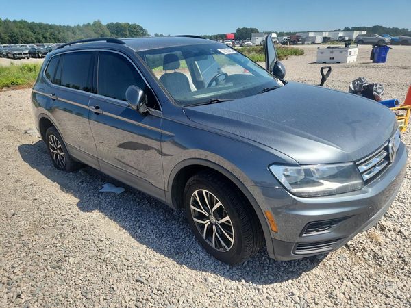2019 VOLKSWAGEN TIGUAN — Passenger 3/4