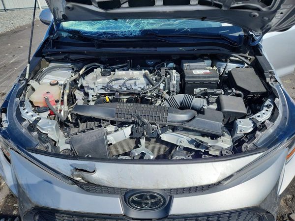 2022 TOYOTA COROLLA — Engine bay