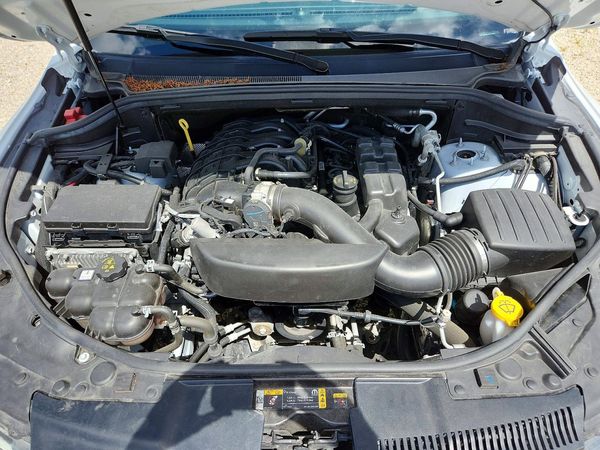 2023 DODGE DURANGO GT — Engine bay