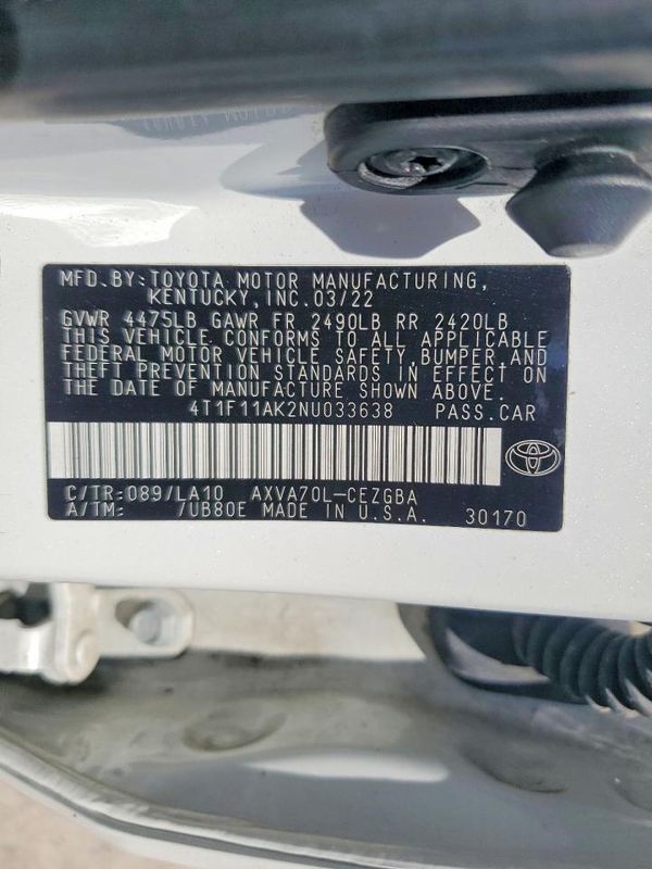 2022 TOYOTA CAMRY XLE — VINS