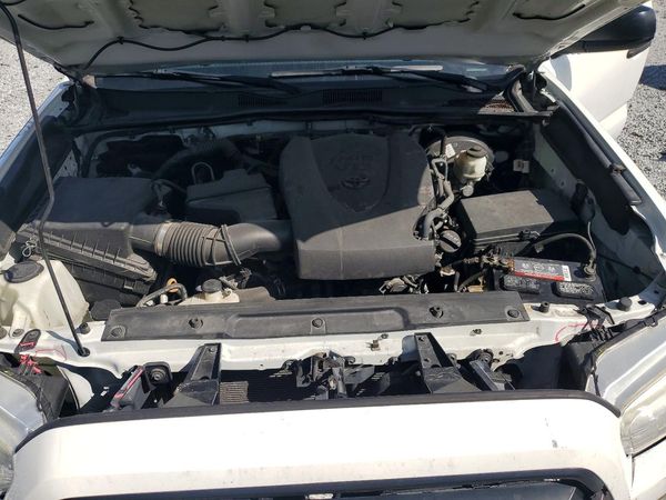 2020 TOYOTA TACOMA SR5 — Engine bay
