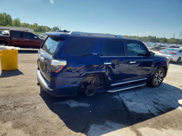 2018 TOYOTA 4RUNNER Ltd/SR5/SR5 Premium