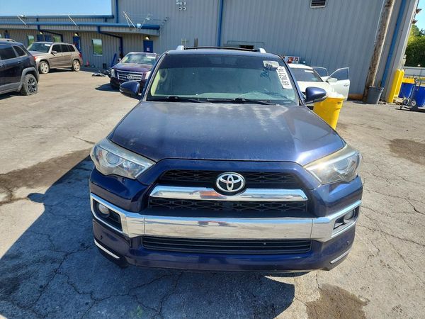 2018 TOYOTA 4RUNNER Ltd/SR5/SR5 Premium