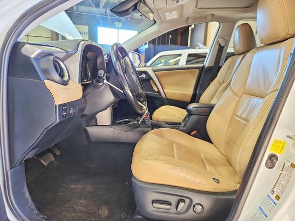 2018 TOYOTA RAV4 LE Plus/XLE