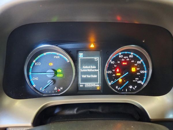 2018 TOYOTA RAV4 LE Plus/XLE