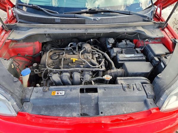 2018 KIA SOUL Plus — Engine bay