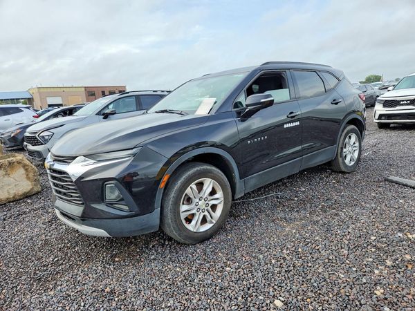 2020 CHEVROLET BLAZER 2LT — Front 3/4