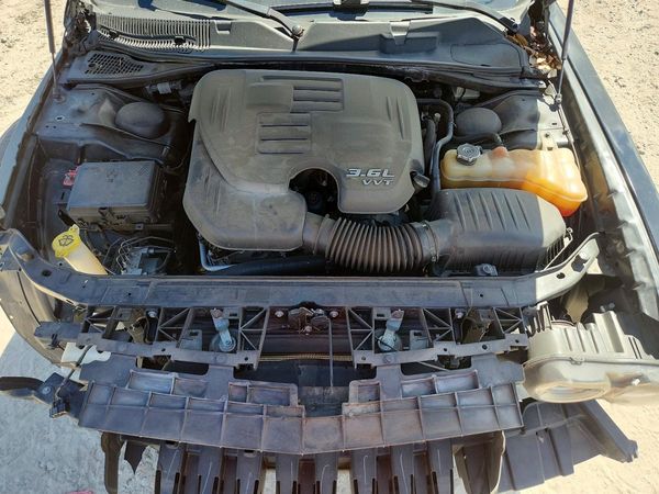 2016 DODGE CHALLENGER — Engine bay