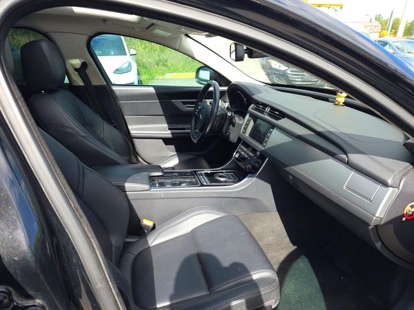 2016 JAGUAR XF Premium