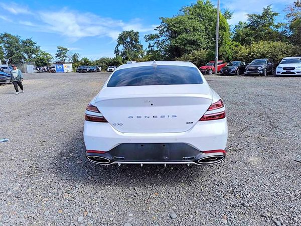 2023 GENESIS G70