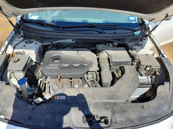 2015 HYUNDAI SONATA — Engine bay