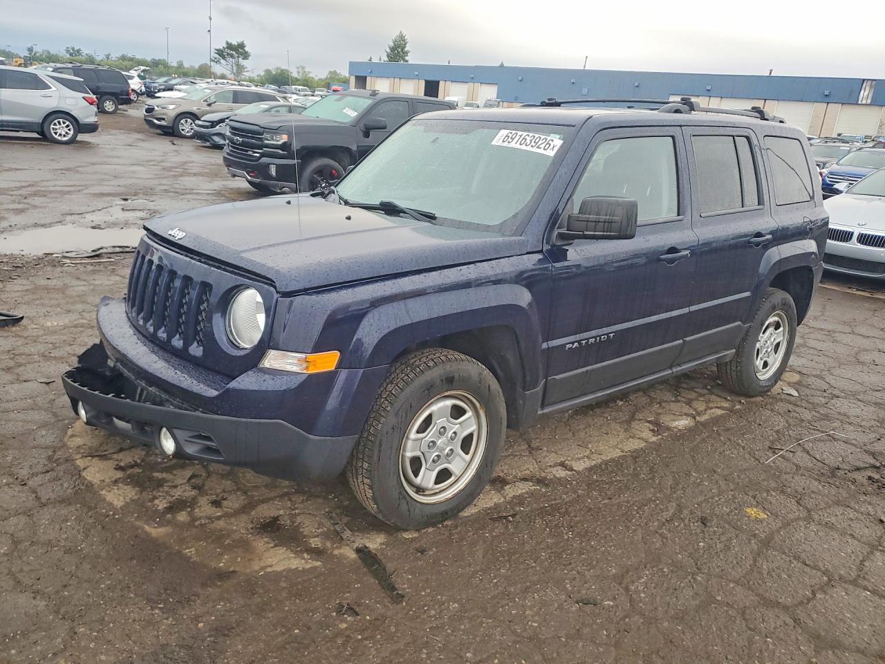 2014 JEEP PATRIOT Sport — Front 3/4