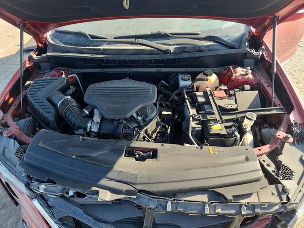 2024 CADILLAC XT6 — Engine bay