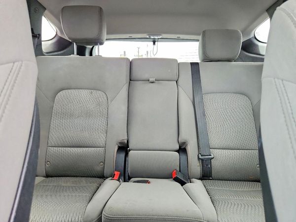 2016 HYUNDAI SANTA FE Base — SUVN