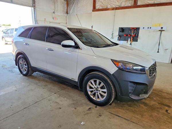 2019 KIA SORENTO L, LX, S — Passenger 3/4