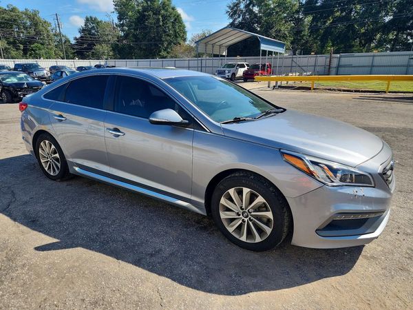 2017 HYUNDAI SONATA — Passenger 3/4