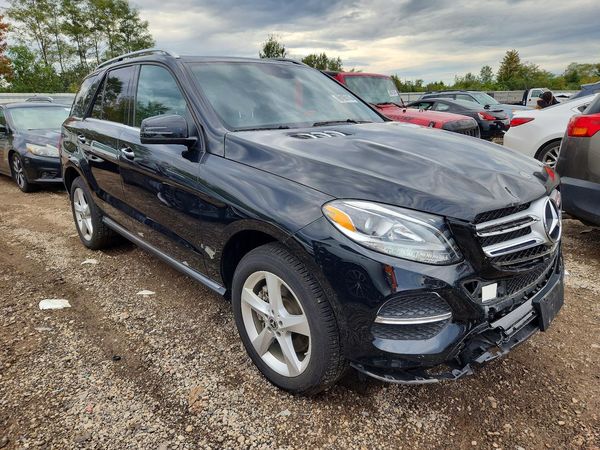 2019 MERCEDES-BENZ GLE GLE400 — Passenger 3/4
