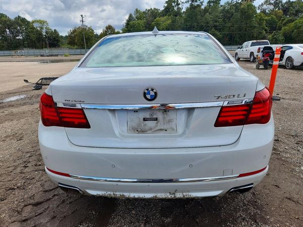 2013 BMW 740 — DIRR