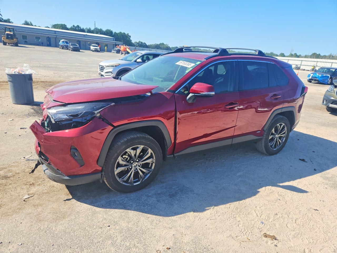 2025 TOYOTA RAV4 — Front 3/4