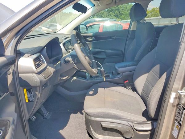 2018 KIA SORENTO L, LX
