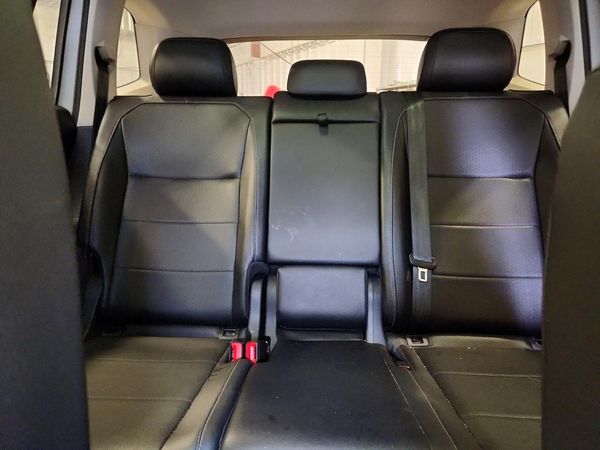 2018 VOLKSWAGEN TIGUAN SE, 4Motion SEL — SUVN