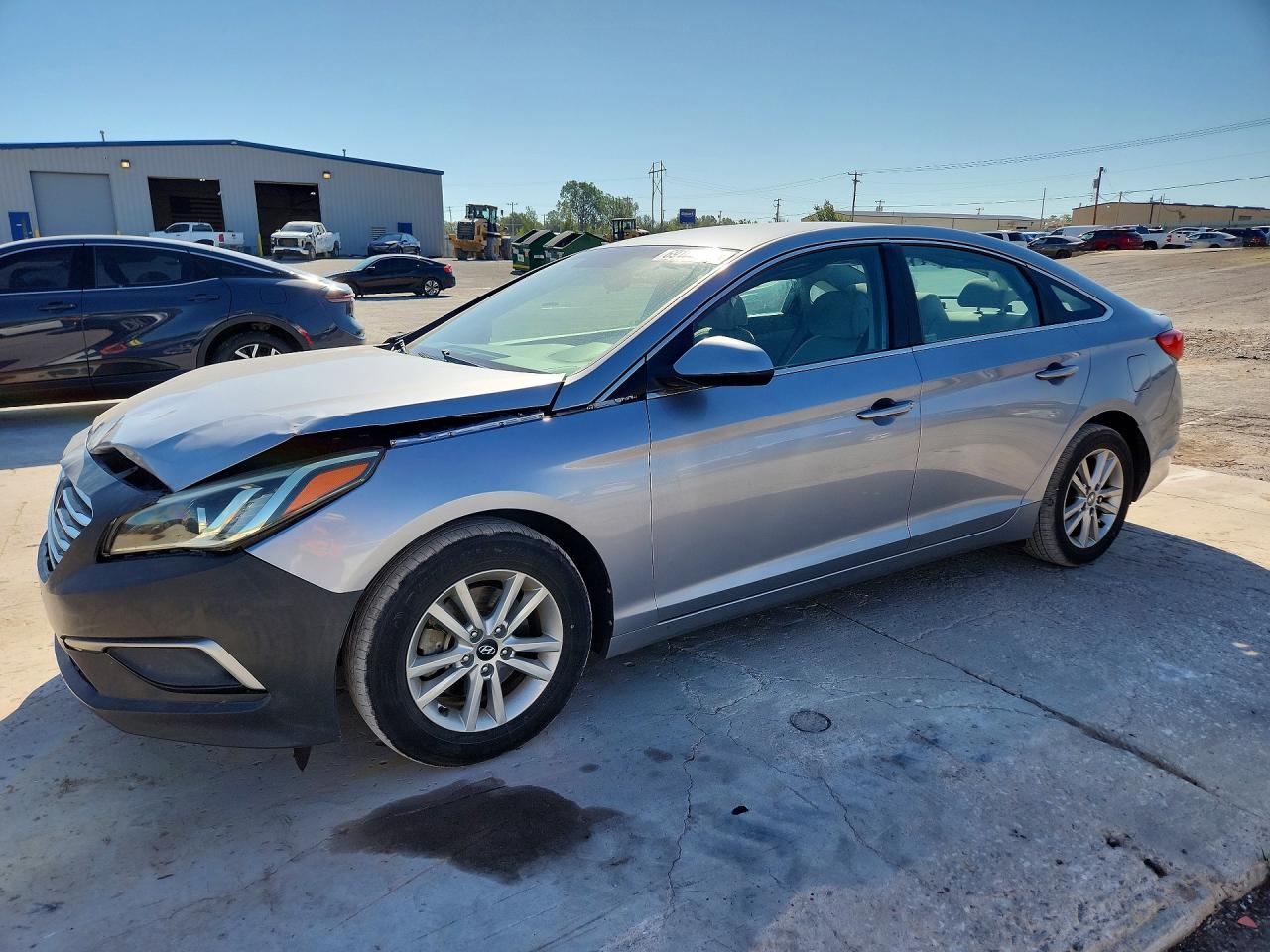 2016 HYUNDAI SONATA — Front 3/4